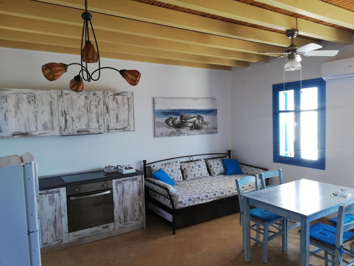 Tirquaz View Hotel Serifos Town ภายนอก รูปภาพ