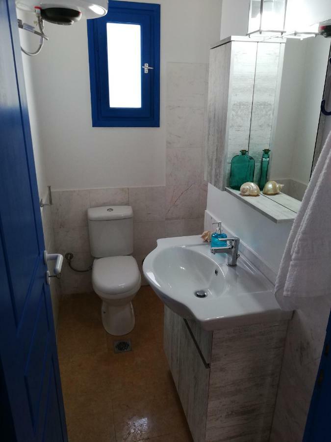 Tirquaz View Hotel Serifos Town ภายนอก รูปภาพ